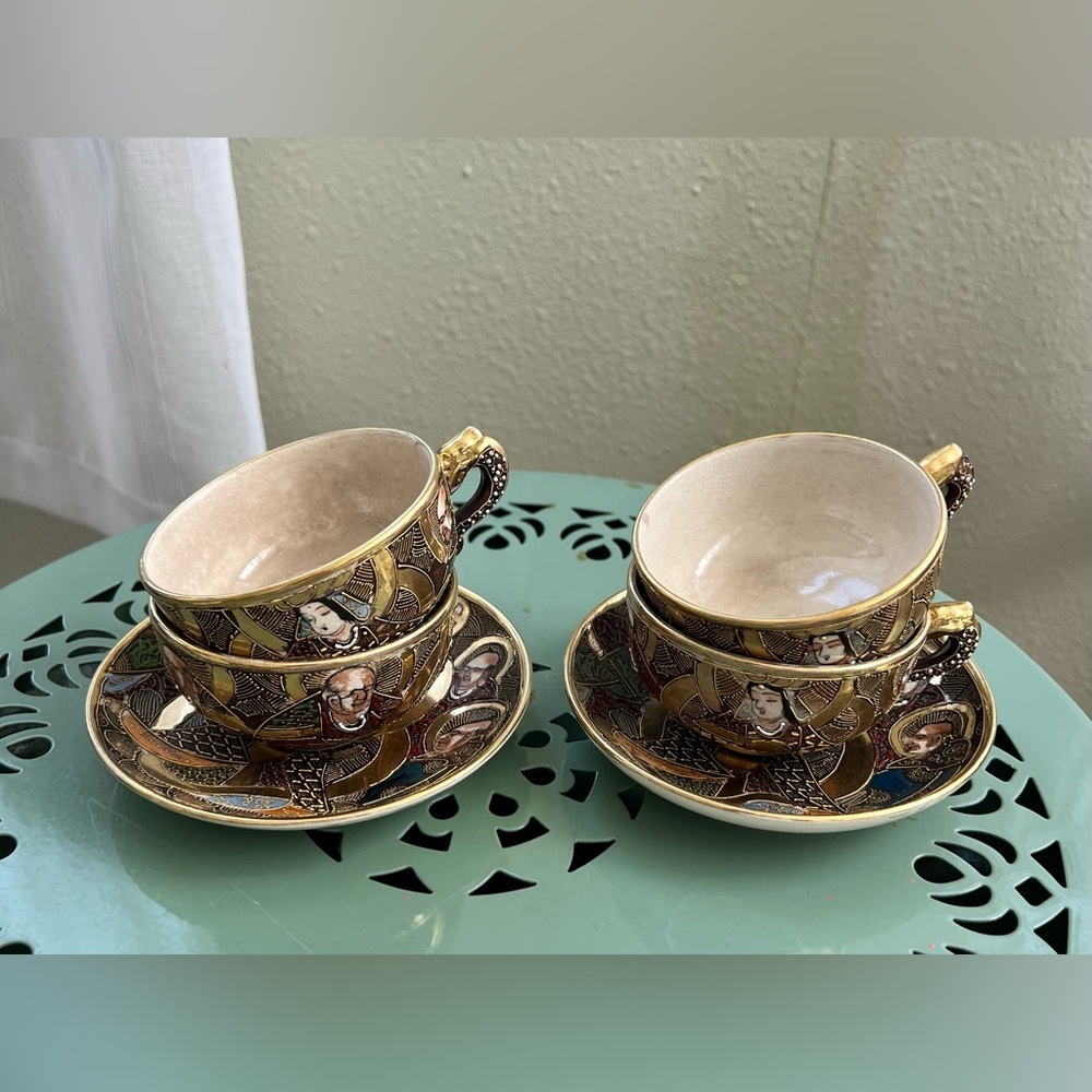 Vintage Satsuma Japanese Immortals Moriage 4 Cups 2 Saucers Set